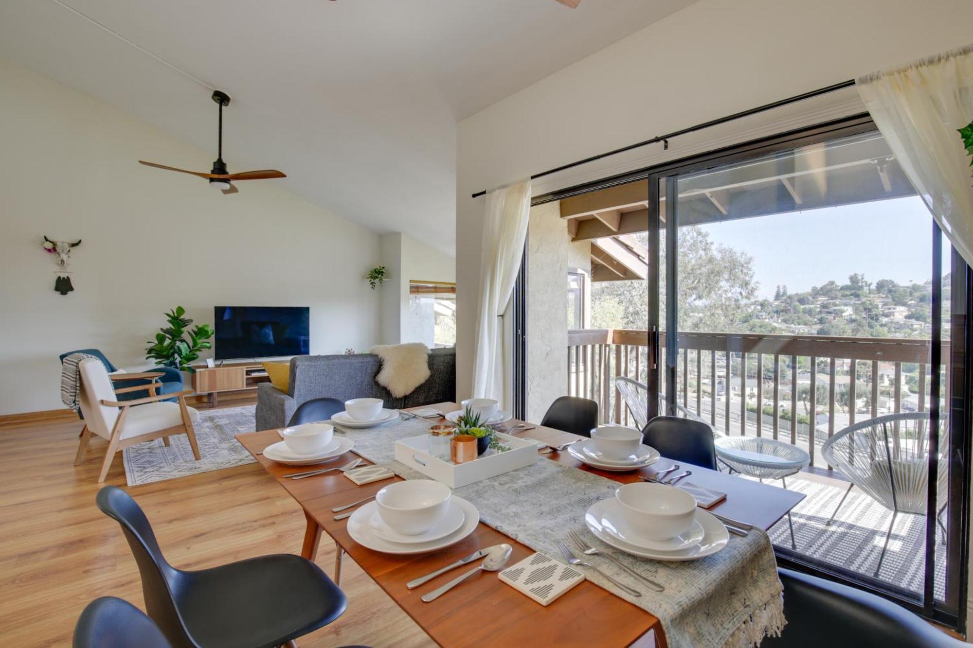 Holiday home Pet-friendly Townhome 15 Mi To San Diego! *