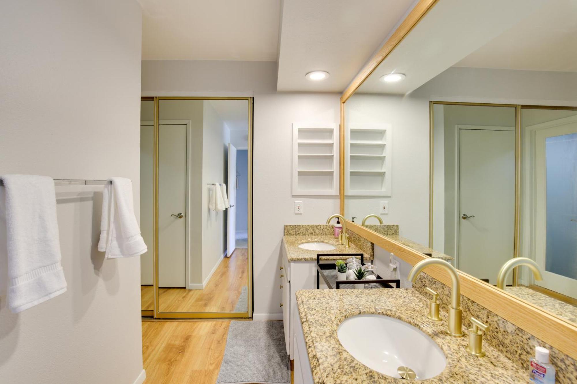 Pet-friendly Townhome 15 Mi To San Diego! La Mesa